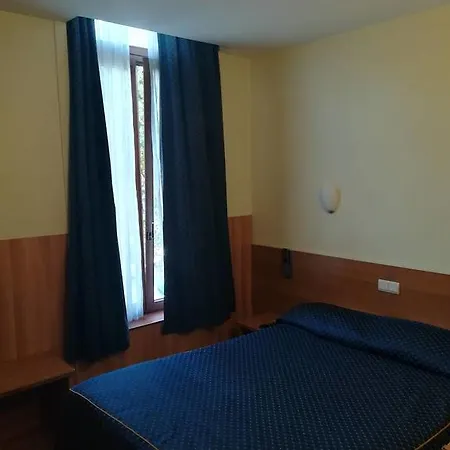 Aristote 2* Brussels